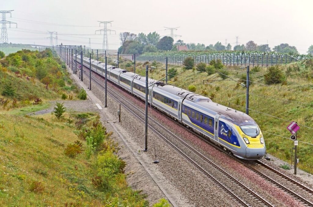 Accessible Train To Paris
