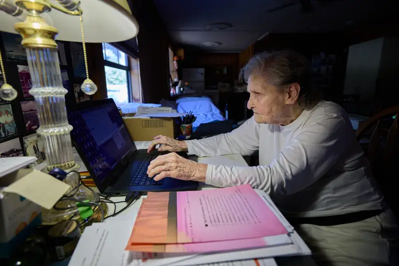 She's 93 and still job searching